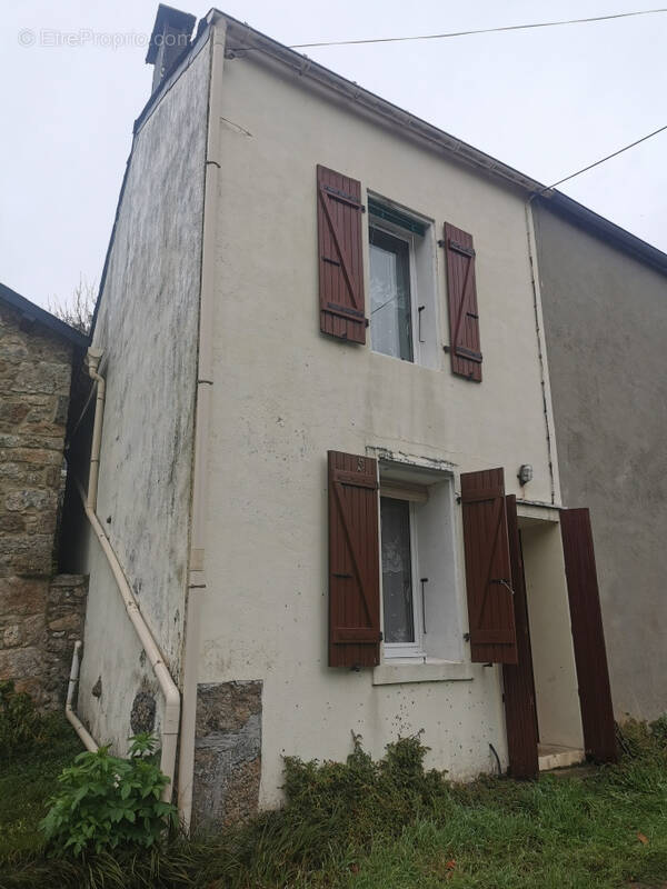 Maison à LA SALVETAT-SUR-AGOUT