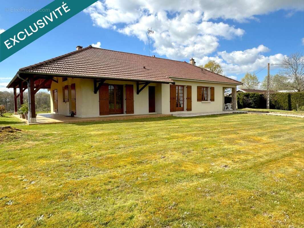 Photo 2 - Maison à VARENNES-SAINT-SAUVEUR