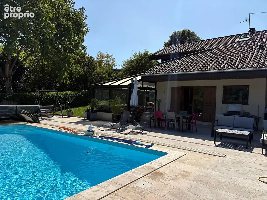Photo Maison à Gex au prix de 895 000€
