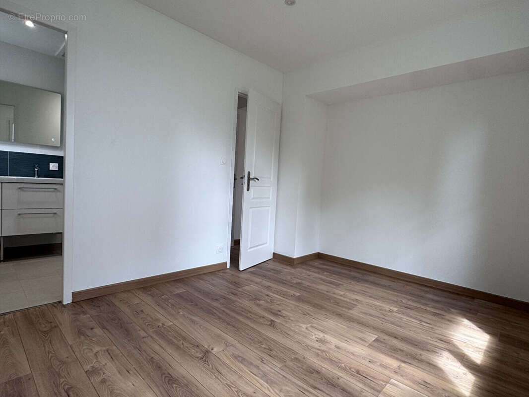 Maison Eysines 4 pièce(s) 74 m2 - photo 9