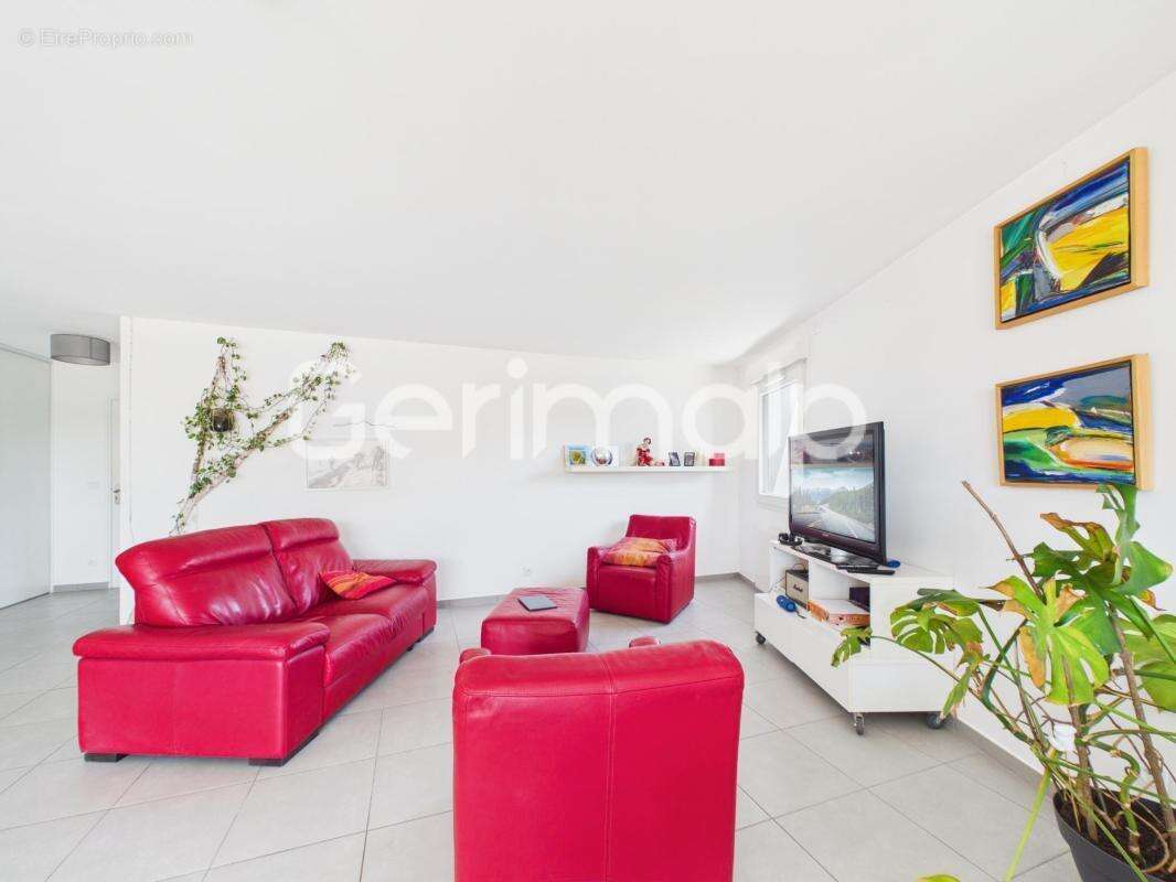 Appartement à CRAN-GEVRIER