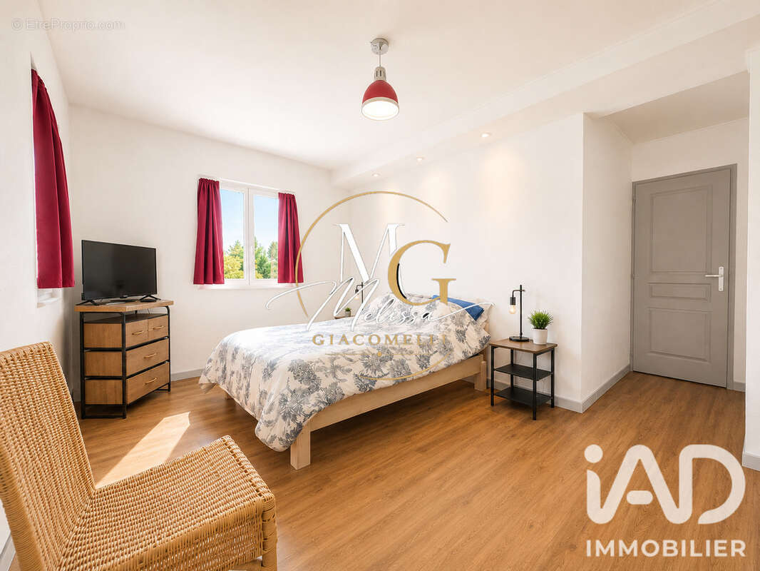 Maison 170 m² à Sauveterre-De-Guyenne  - photo 6