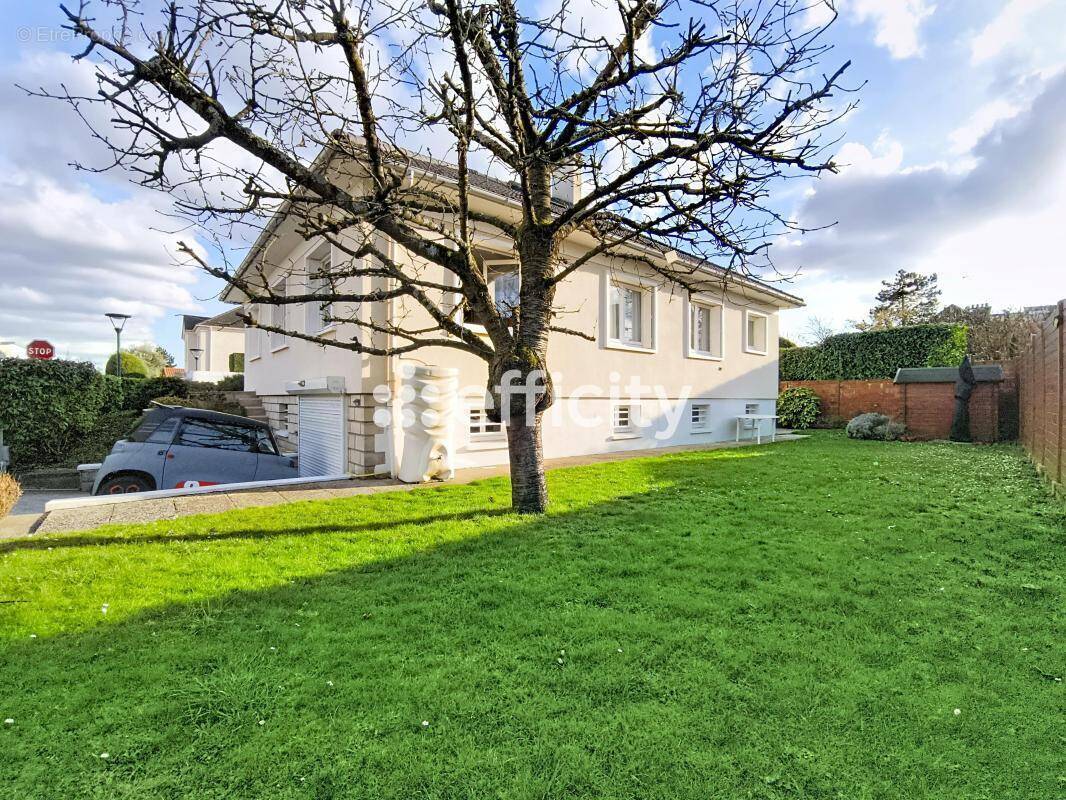 Maison à SAINT-GRATIEN