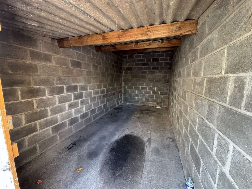 Appartement à SAINT-JEAN-DE-LA-RUELLE