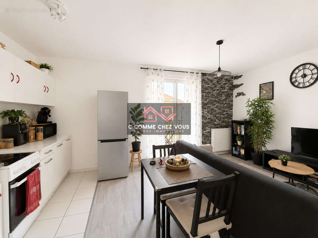 Appartement à OZOIR-LA-FERRIERE
