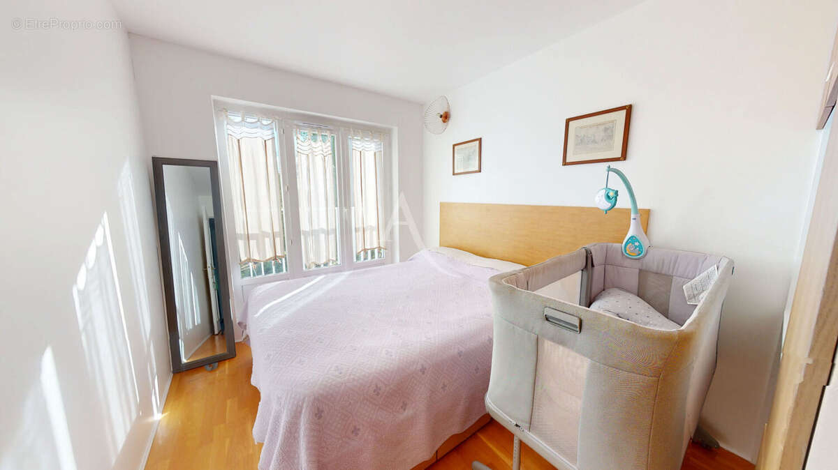 Appartement à CHILLY-MAZARIN