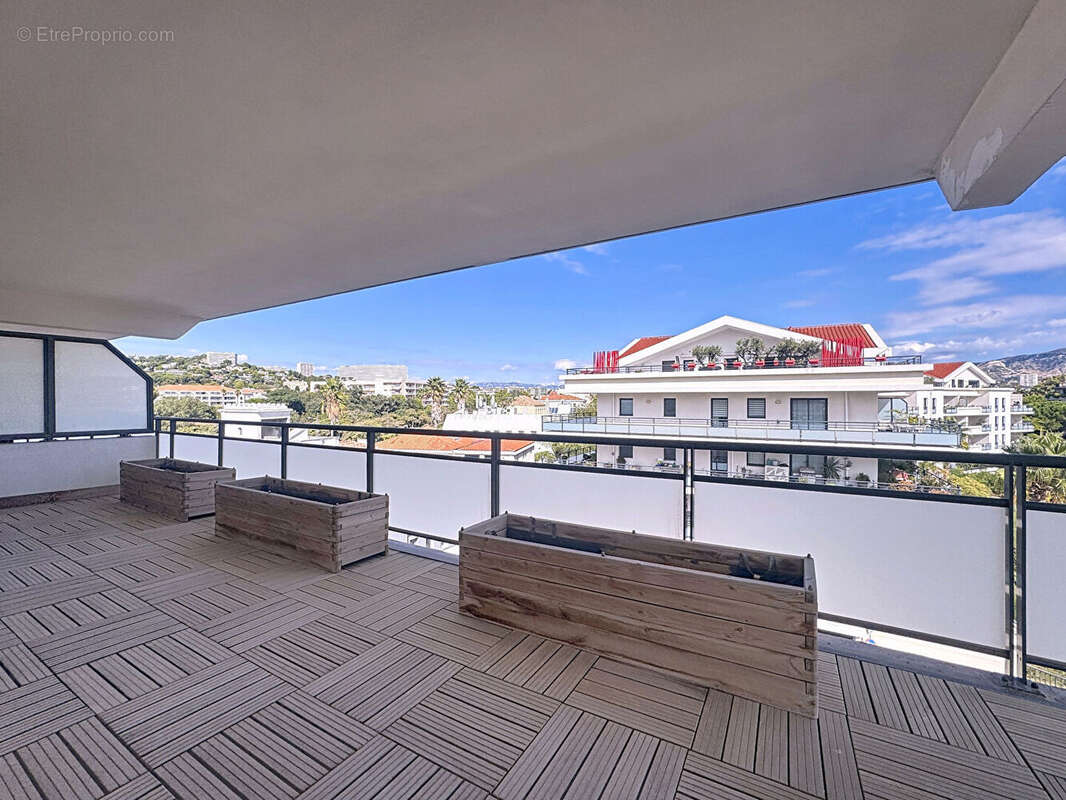 Appartement à MARSEILLE-8E