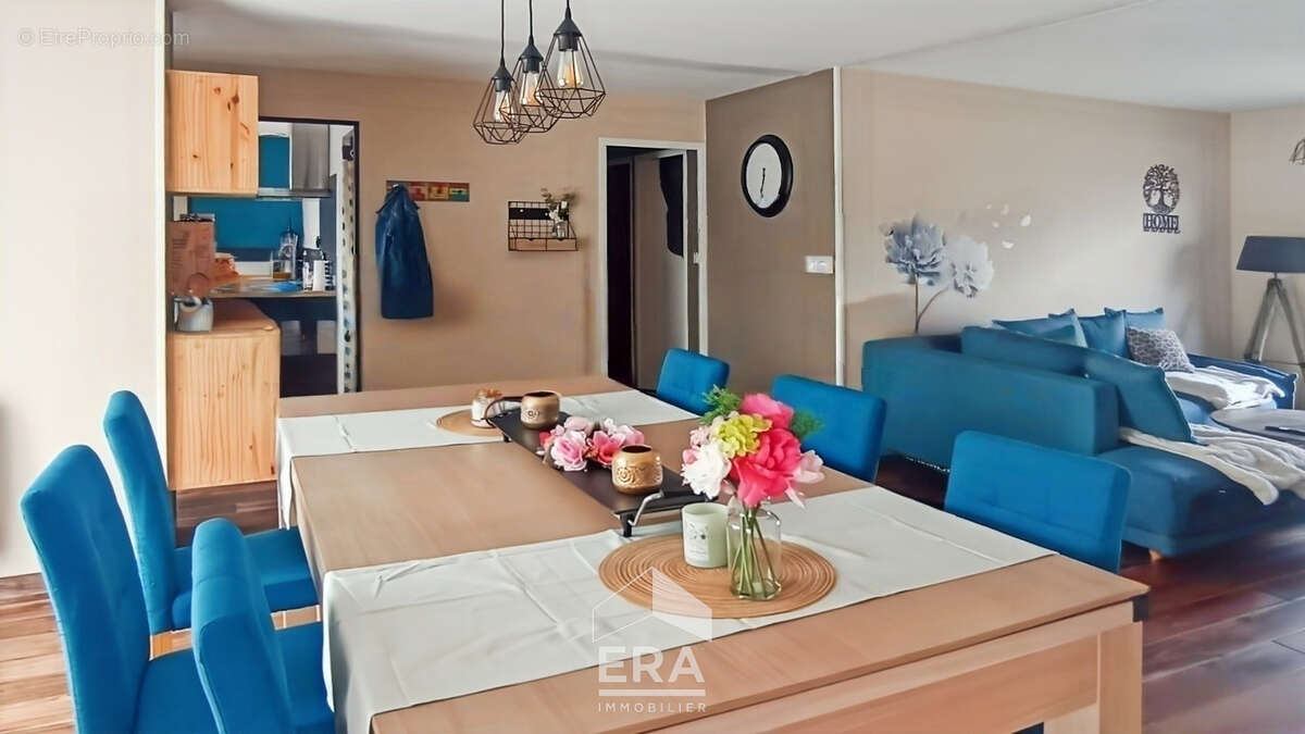 Maison à PAREMPUYRE