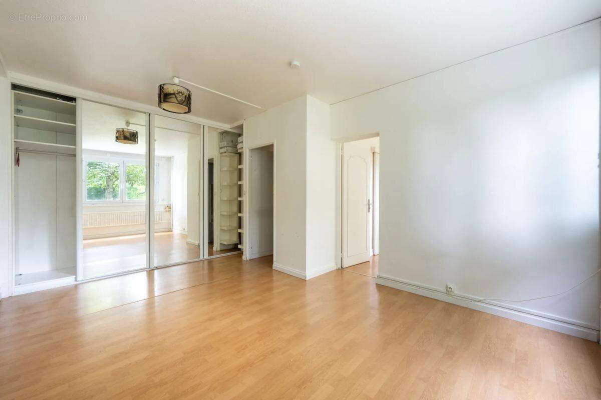 Appartement à L&#039;ISLE-ADAM