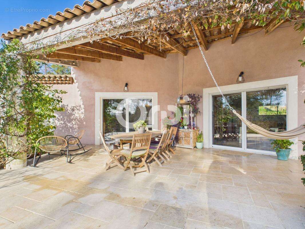 Maison à FAYENCE