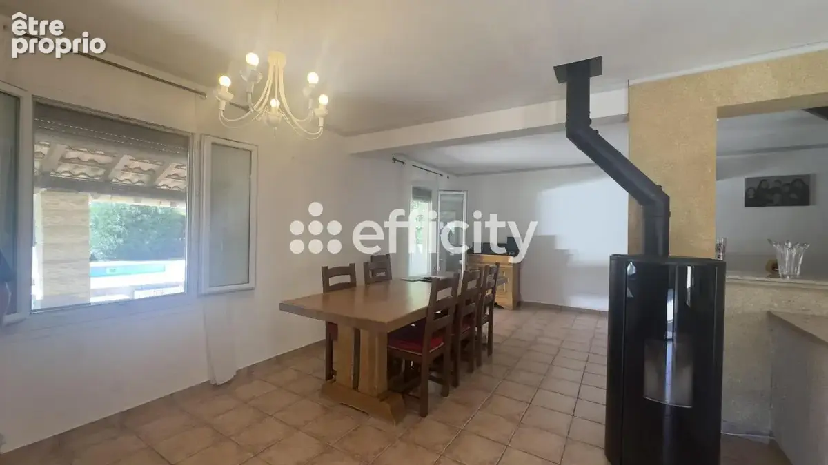 Maison 95 m² à Bagnols-Sur-Ceze  - photo 4