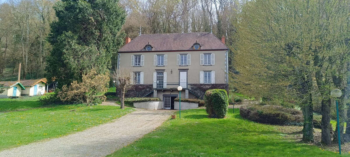 Maison à CLERMONT-FERRAND