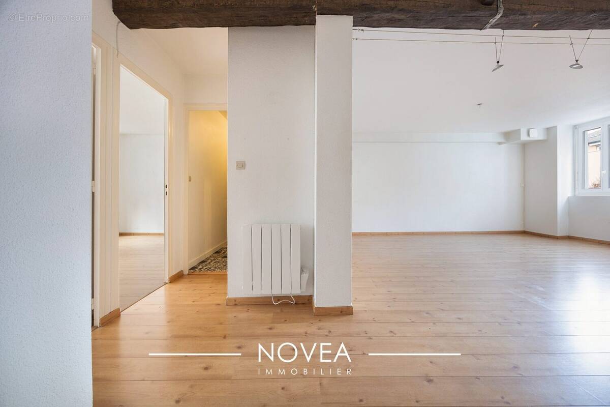 Appartement à SAINT-ETIENNE