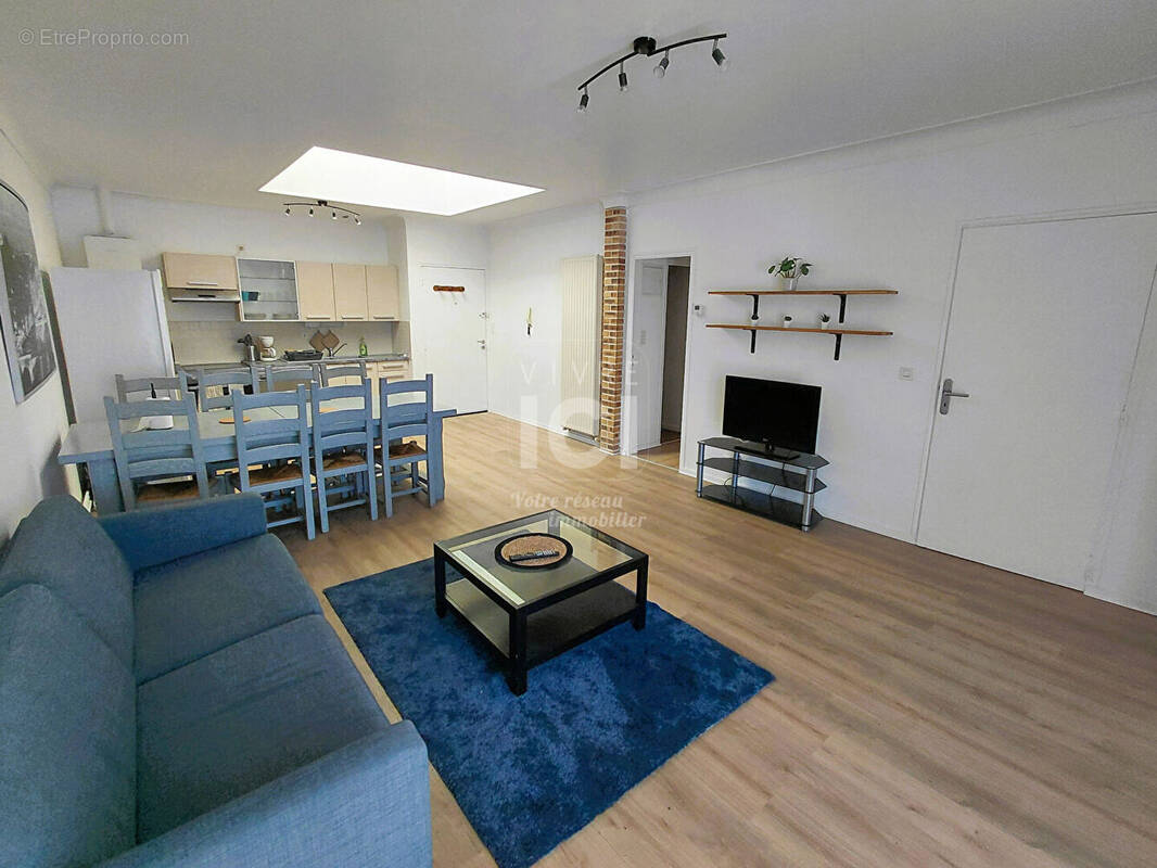 Appartement à SAINTE-LUCE-SUR-LOIRE