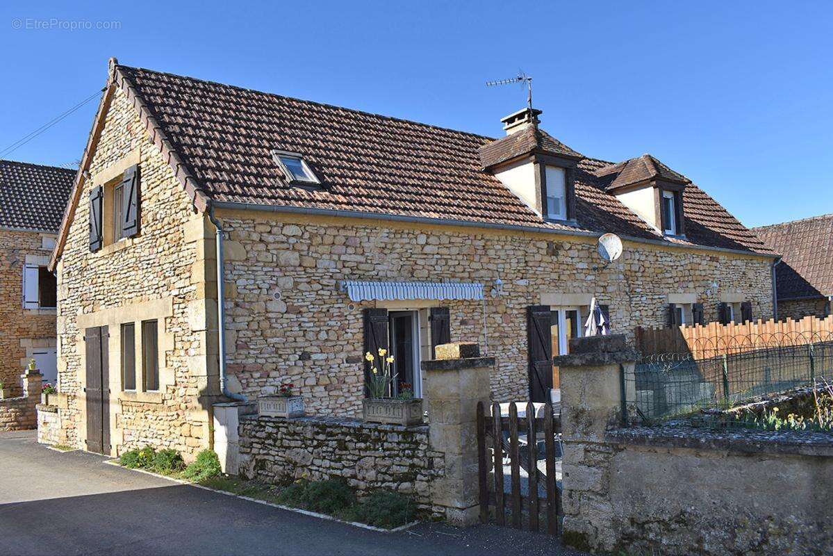 Maison à PRATS-DE-CARLUX