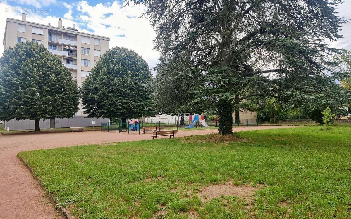 Appartement à CALUIRE-ET-CUIRE