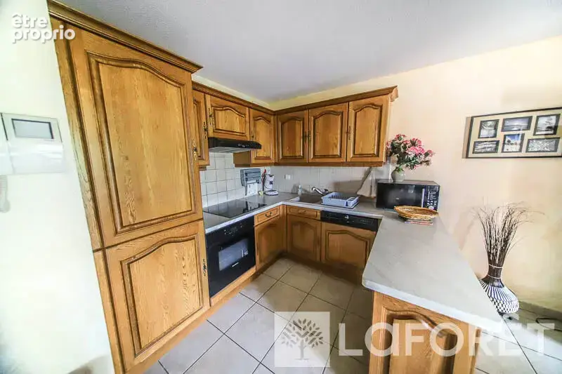 Appartement type 3 + cave- embrun - 3 pièces - photo 4