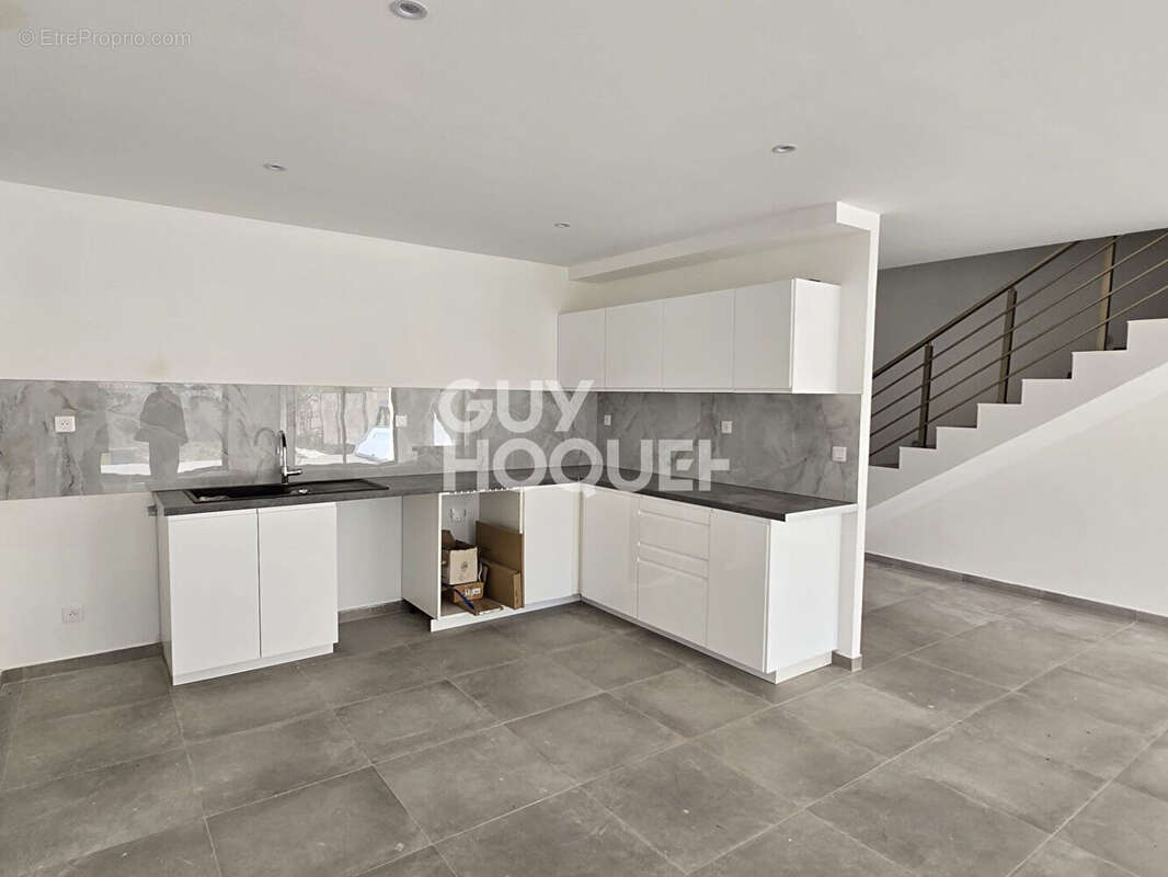 Maison à MILLY-LA-FORET