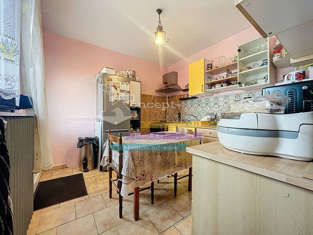 n°5 - Maison à CLERMONT