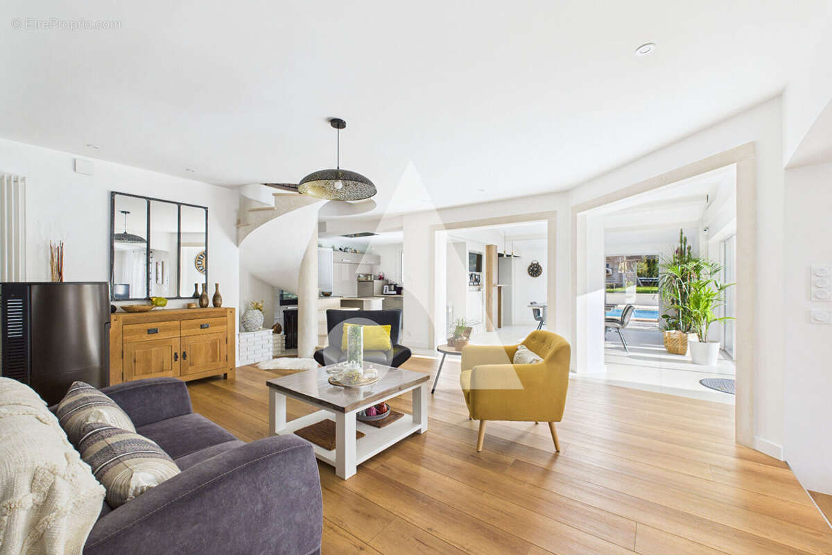 Maison à LA FERRIERE