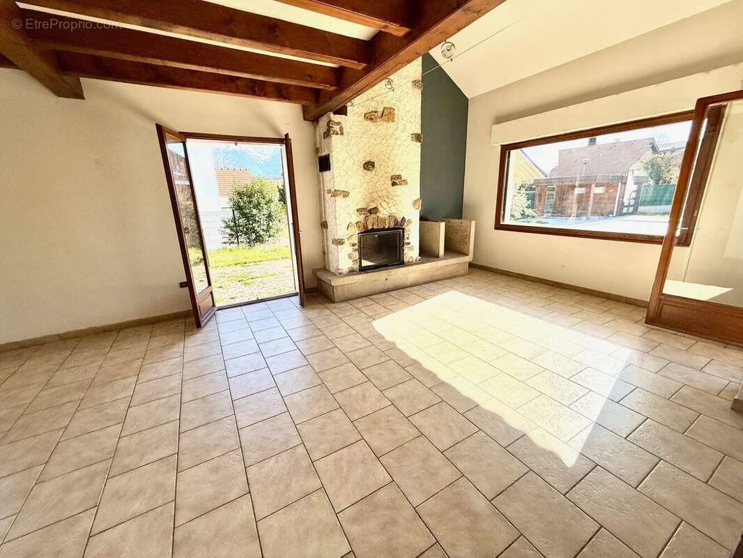 Maison à CROLLES