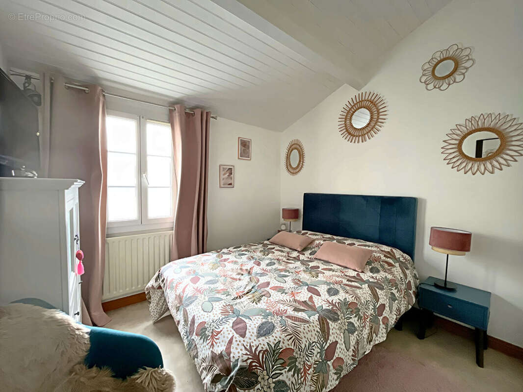 Maison à VAUX-SUR-MER