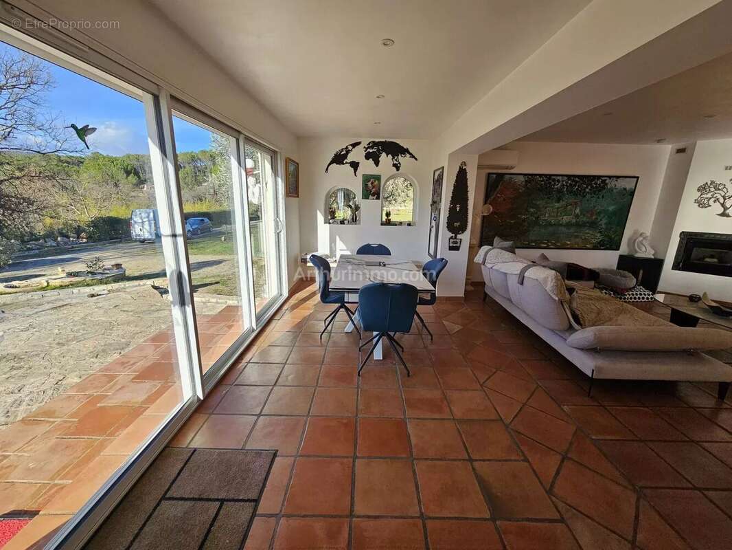 Maison à DRAGUIGNAN