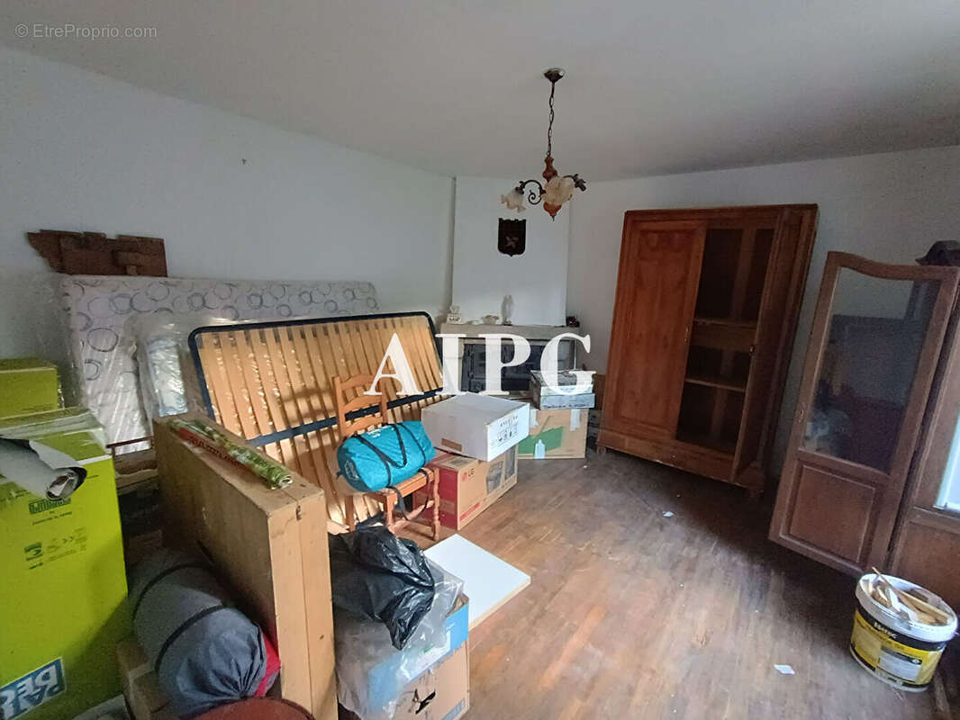 Maison à SAINT-GILLES-VIEUX-MARCHE