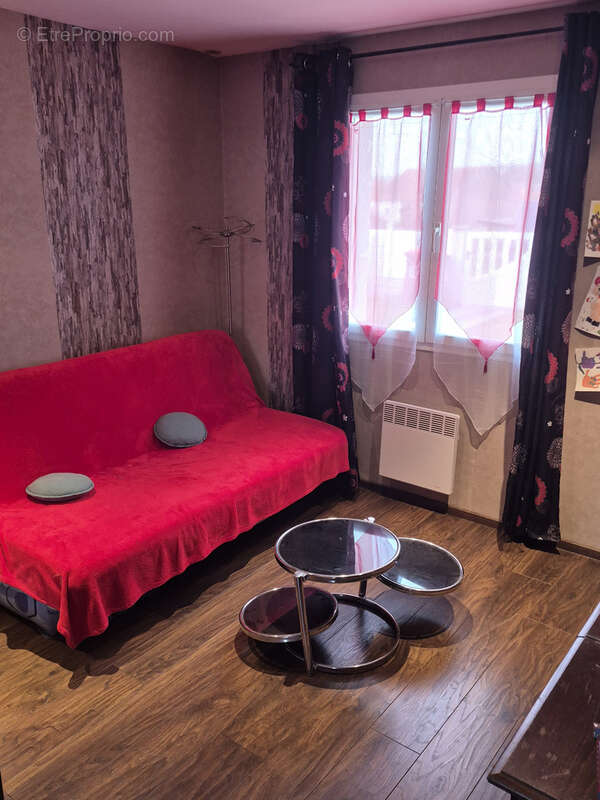 Maison à CHENICOURT