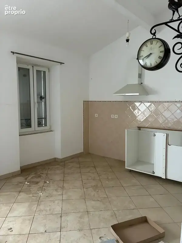 Appartement 7 pièces 257 m² à vendre à Marignane (13700) - photo 5