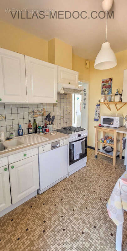 Maison à VENDAYS-MONTALIVET