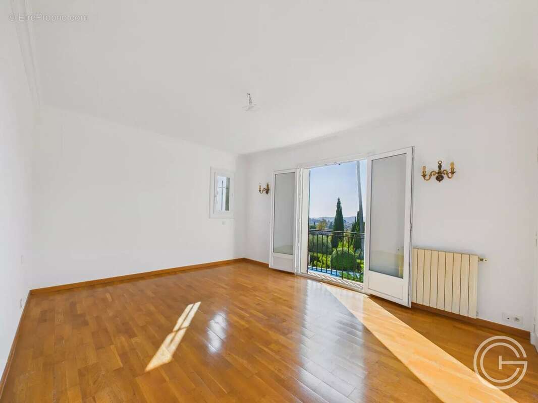 Maison à LA COLLE-SUR-LOUP