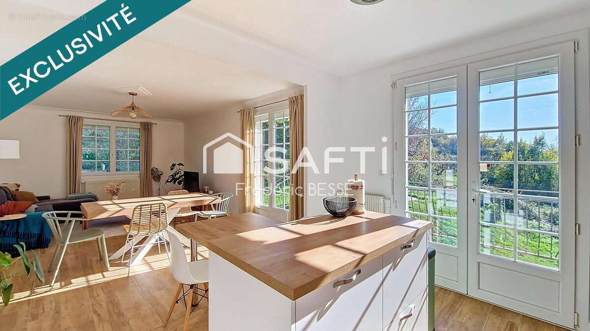 Photo 6 - Maison à SAINT-URCISSE