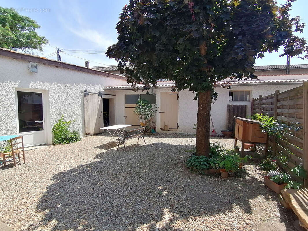 Maison à TOUSSIEUX