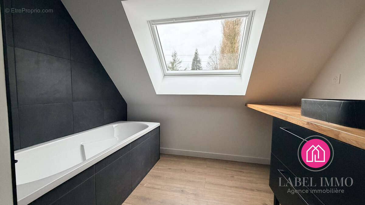 Maison à ROOST-WARENDIN