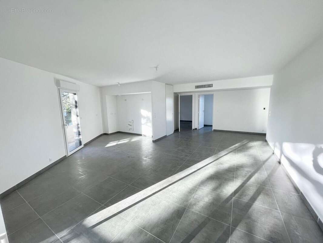 Photo 8 - Appartement à FREJUS