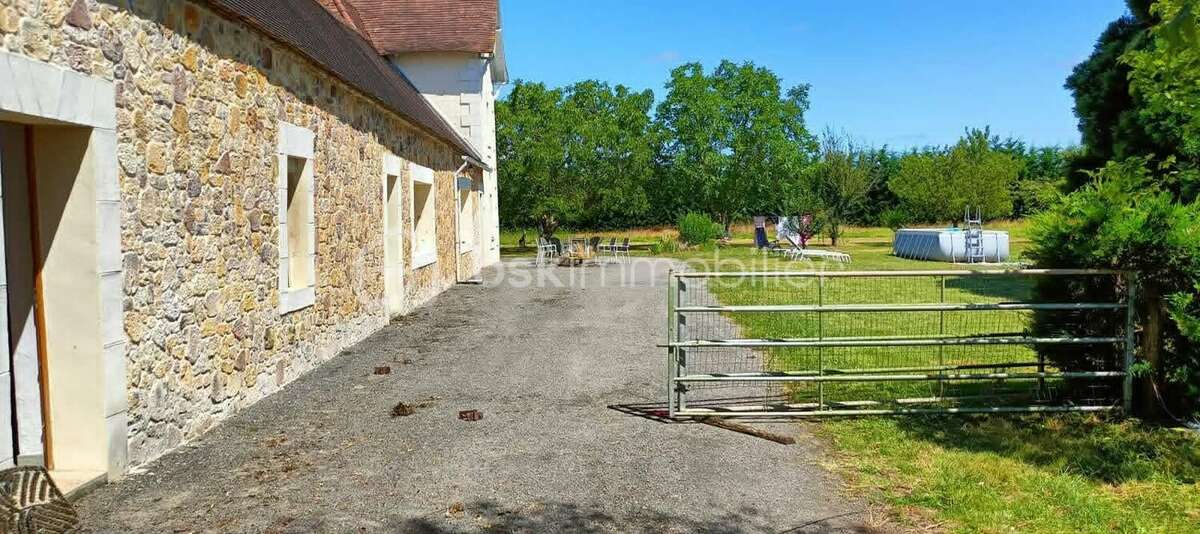 Maison à LAMONZIE-SAINT-MARTIN