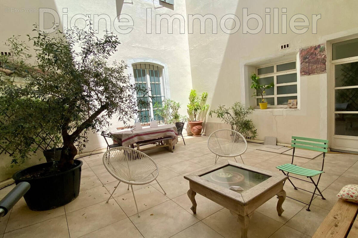 Appartement à NIMES