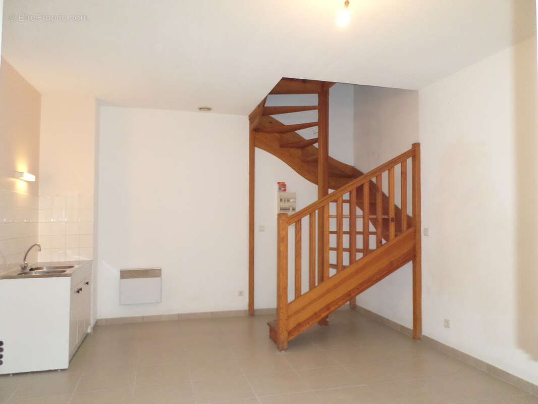 Appartement à LA CHARITE-SUR-LOIRE