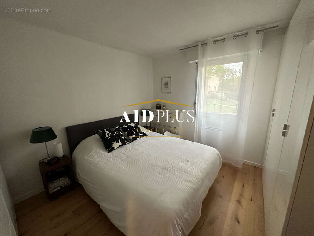 Appartement à BEAUCHAMP