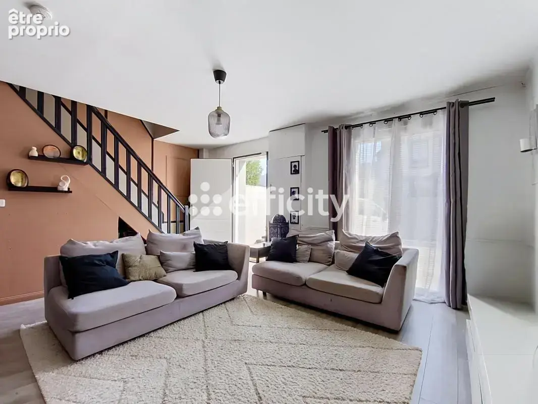 Maison 6 pièces 105 m² à vendre à Epinay-Sur-Seine (93800) - photo 2