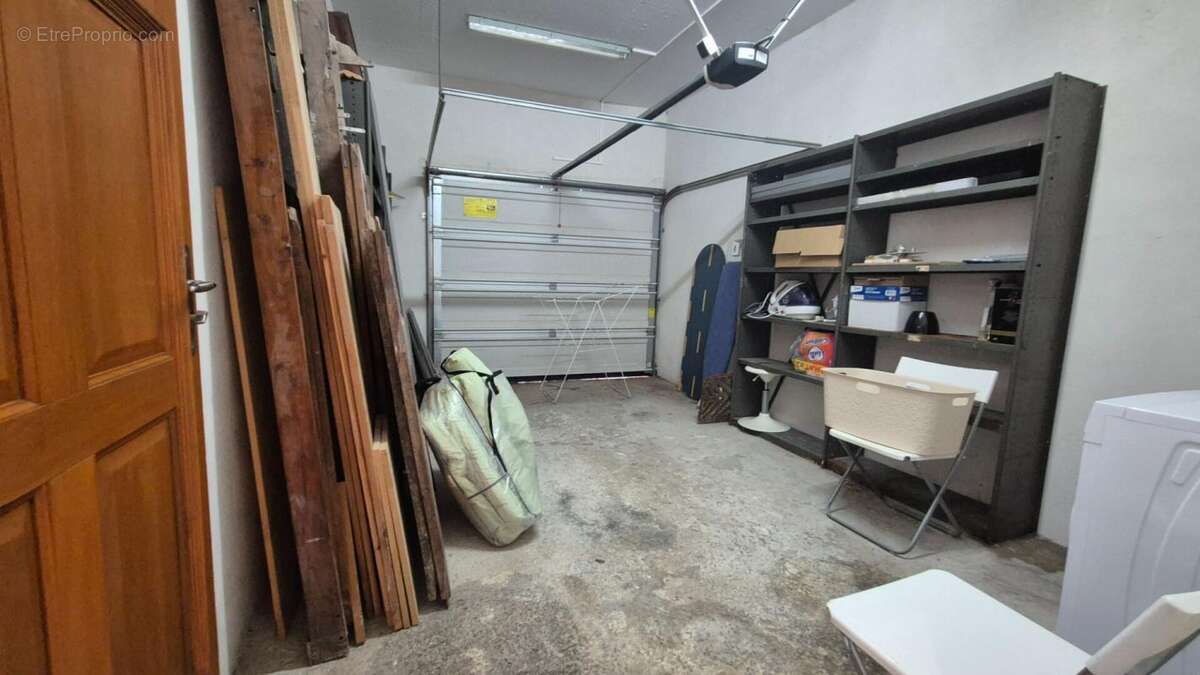 Maison à LES ANGLES