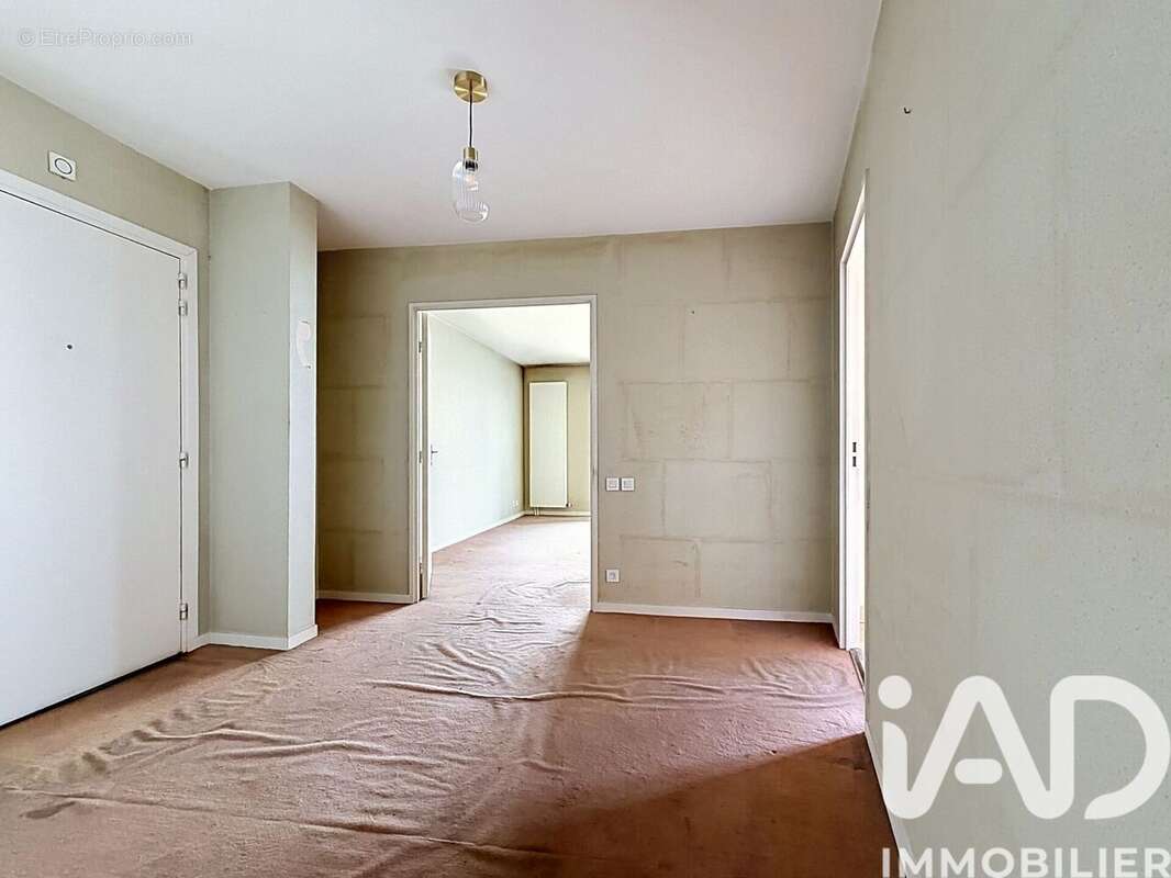 Photo 5 - Appartement à COURBEVOIE