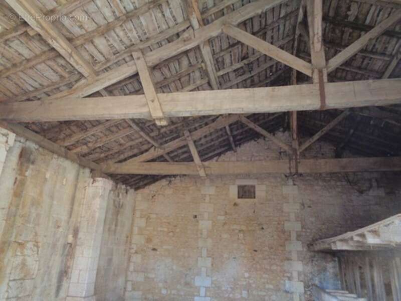 Maison à GARAT