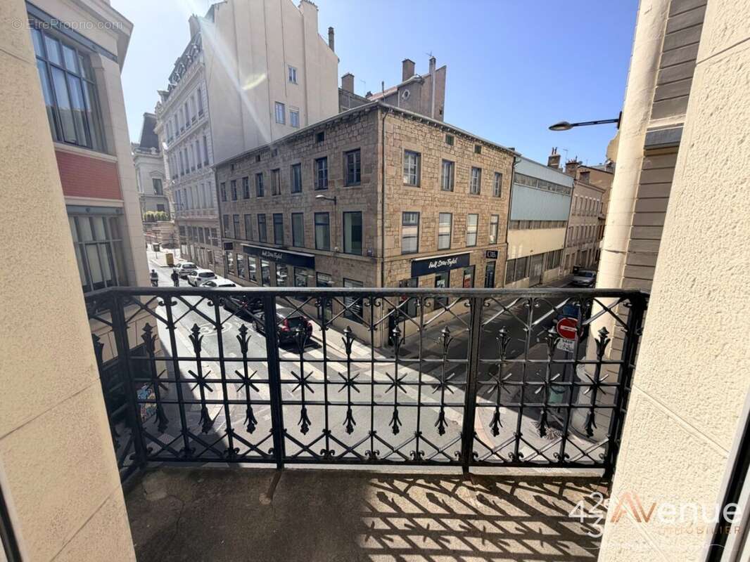 Appartement à SAINT-ETIENNE