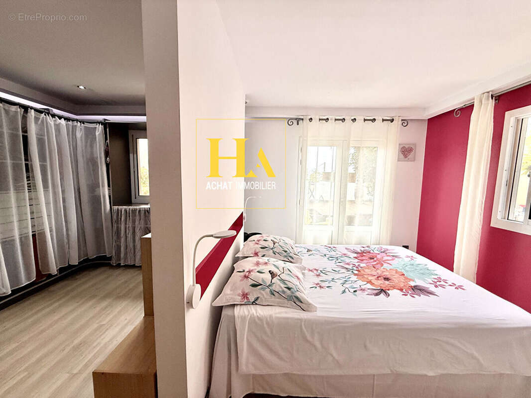 Maison f5 de plain-pied avec dépendance - photo 8