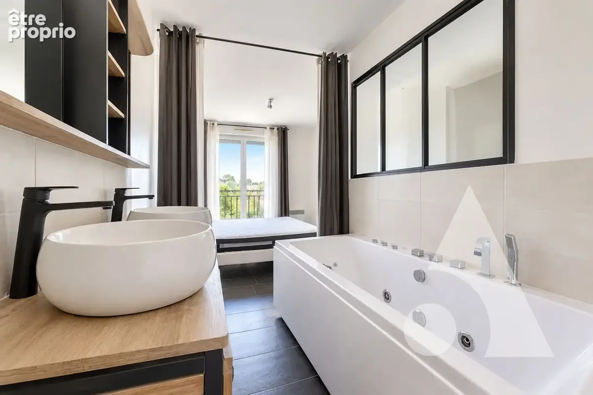 Appartement F3 avec balcon + place de parking PMR - photo 7