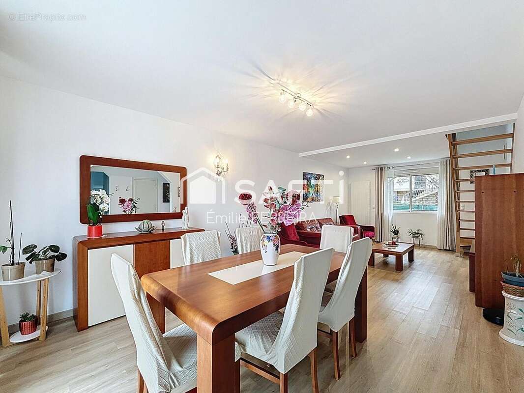 Photo 2 - Maison à MORANGIS