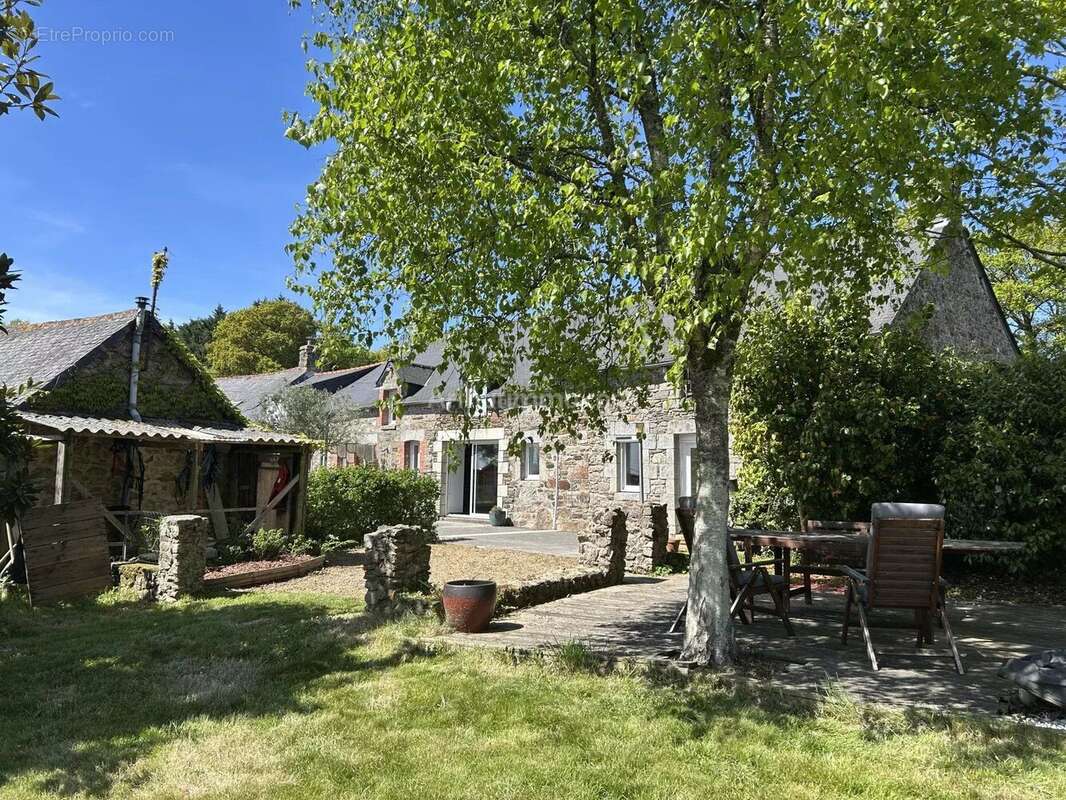 Maison à HENON