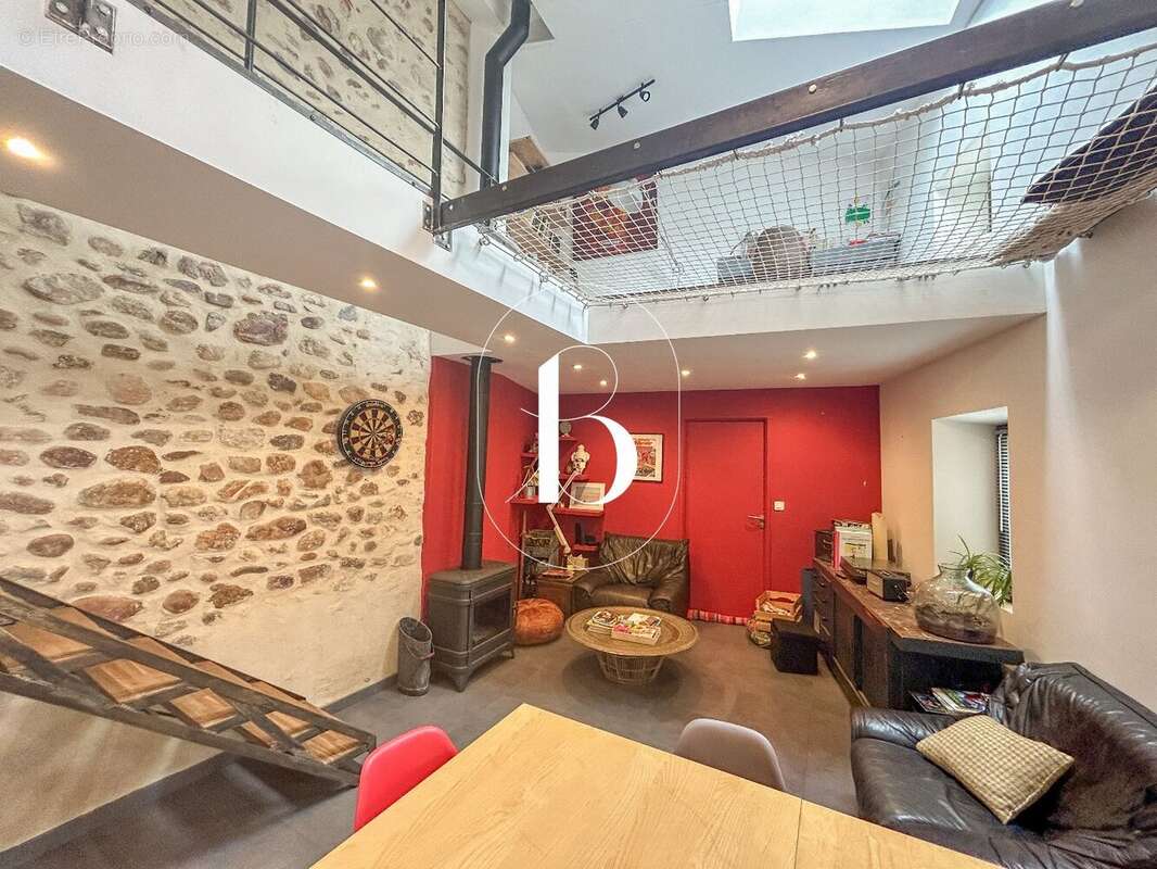 Maison 30 m² à Barjac  - photo 4